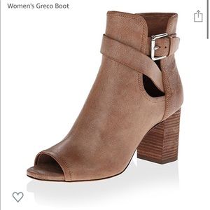 Donald J Pliner GRECO